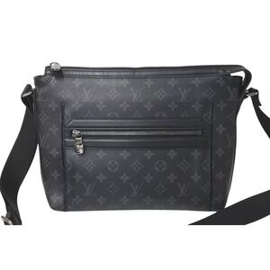 Louis Vuitton Eclipse Odyssey Shoulder Messenger Monogram Black Black Bag